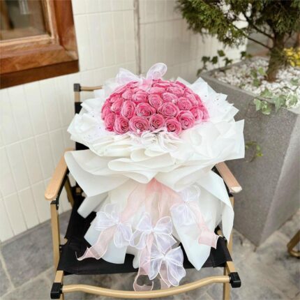 BÓ HOA HỒNG HỒNG ĐẬM TRẮNG